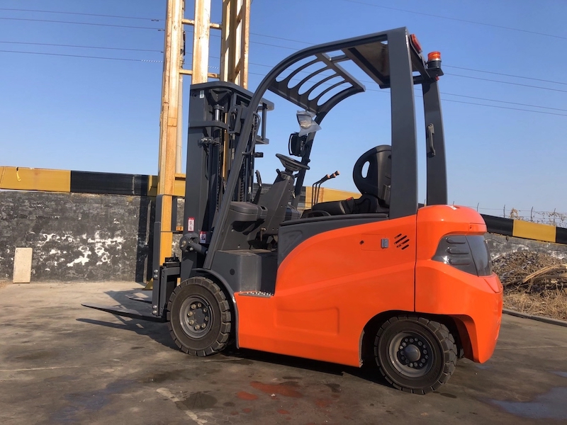 CPD25 2.5tons electric forklift delivery to Denmark